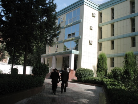 vdushanbedlyaobmenaopytompribylipredstavitelisistemyobrazovaniyatomskoyoblasti