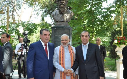 vdushanbeotkrylibyustrobindranatatagora