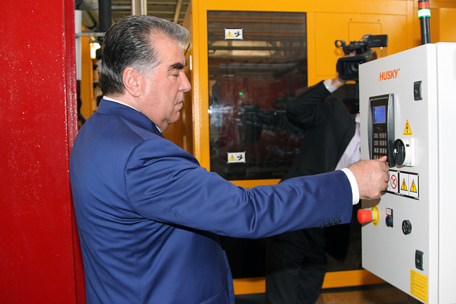 vdushanbeotkrytoocherednoepredpriyatiepoproizvodstvuprohladitelnyhnapitkov