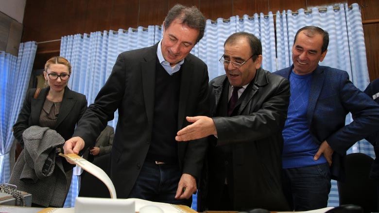 vice-prezidentsirilmyullervovremyaposeshcheniyanurekskoyges