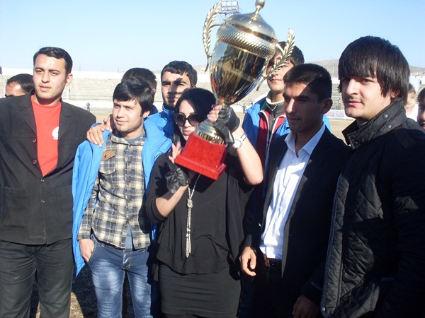 vkulyabeustroiliprazdnikvchestklubaravshan19