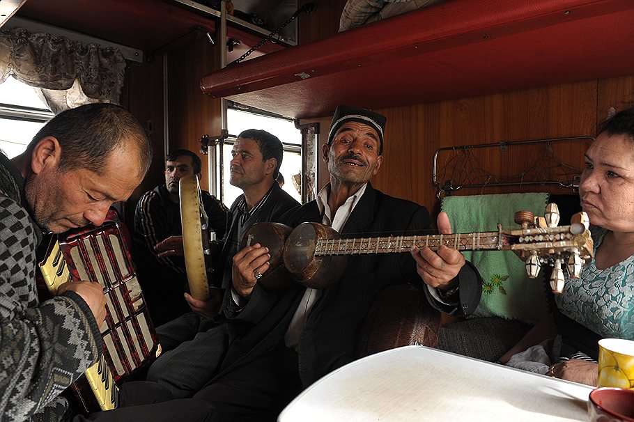 vmoskveobsudyatopyttadzhikistanapootpravkesvoihgrazhdannapoiskdostoynoyraboty