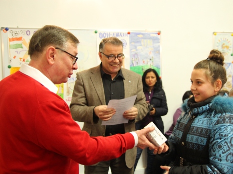 vrucheniepodarkovoon