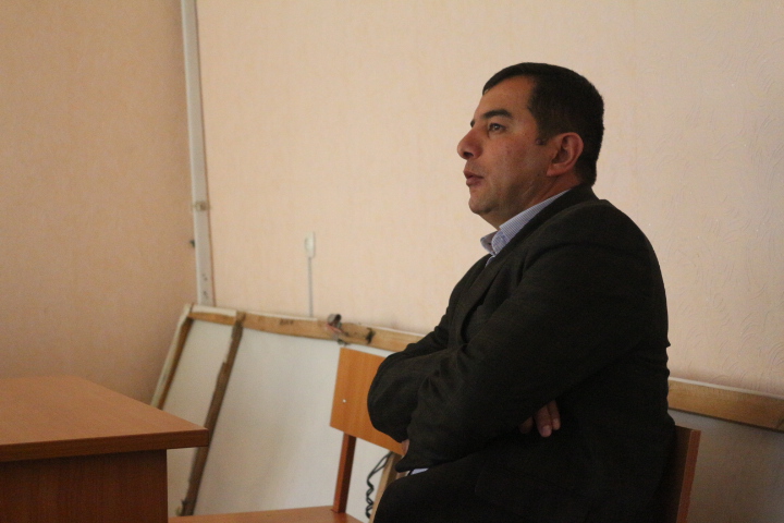 vrynkasemikabiripoyavilsyanoviyglava