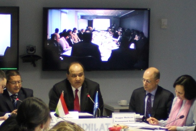 vsemirnyybankglubokayarecessiyavrossiiznachitelnopodorvetekonomicheskiyrostvtadzhikistane_0