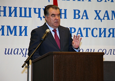 Vstrecha_prezidenta_s_tadzhikami_v_Ufe