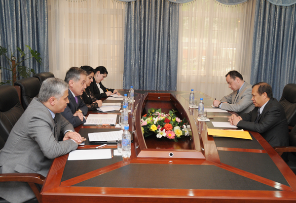 vstrechaministrainostrannyhdeltadzhikistanasposlommalayzii_0