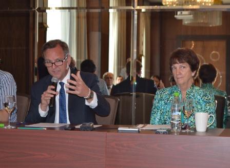 vstrechapredstavitelyamismitadzhikistanaiposlomdevidleyn