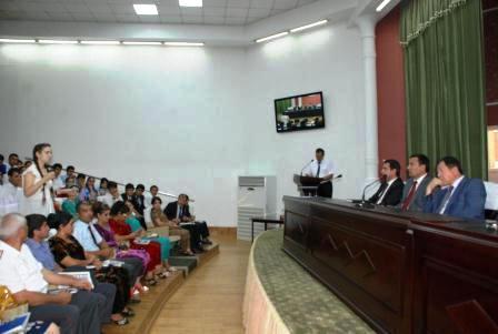 vtadzhikistanebudutborotsyasekstremistskimiideyamiavangardnymigruppamiizstudentov