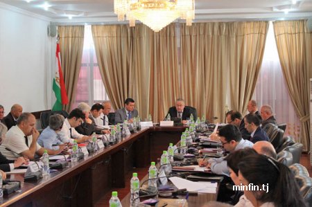 vtadzhikistaneutverzhdennovyychetyrehletniyplandeystviyupravleniyagosfinansami