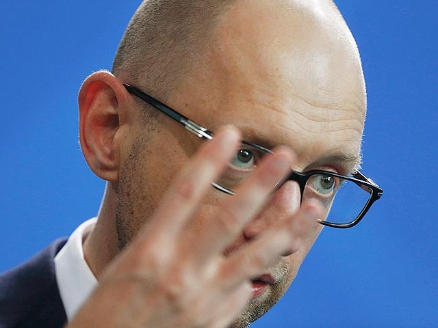 Yacenyuk_zayavil_ob_otkaze_Ukrainy_vyplatit_Rossii_dolg_v_3_mlrd