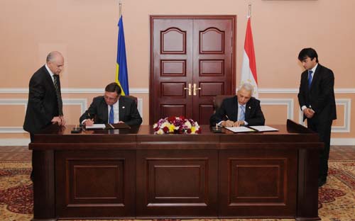 zarifi_i_kozhara