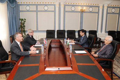 Zarifi_OrdSmith_31_07_2013