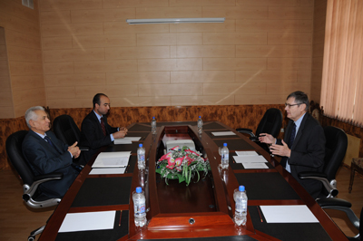 zarifiiposolshveycarii