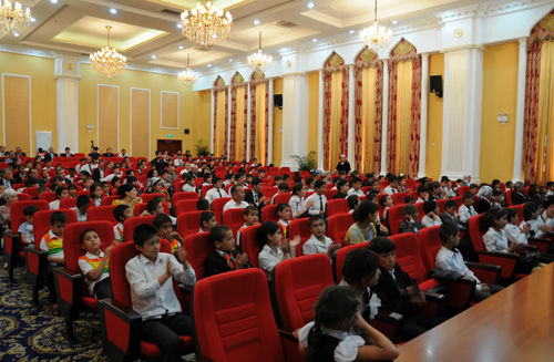 zarifikhonandagon407062013