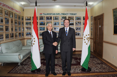 zarifiprinyalkopiiveritelnyhgramotvnovnaznachennogochrezvychaynogoipolnomochnogoposlashveycarskoykon_0