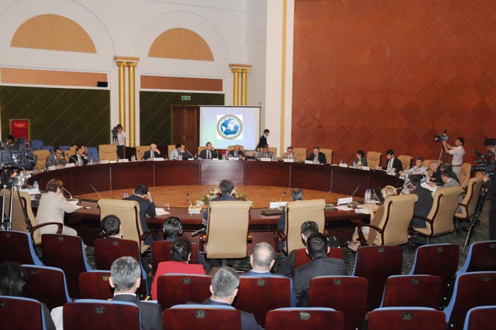 zasedaniemezhdunarodnogorukovodyashchegokomiteta