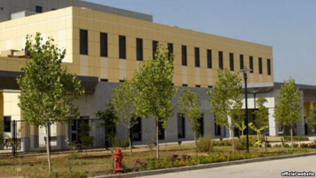 zdanie-posolstvo-amerika-v-dushanbe