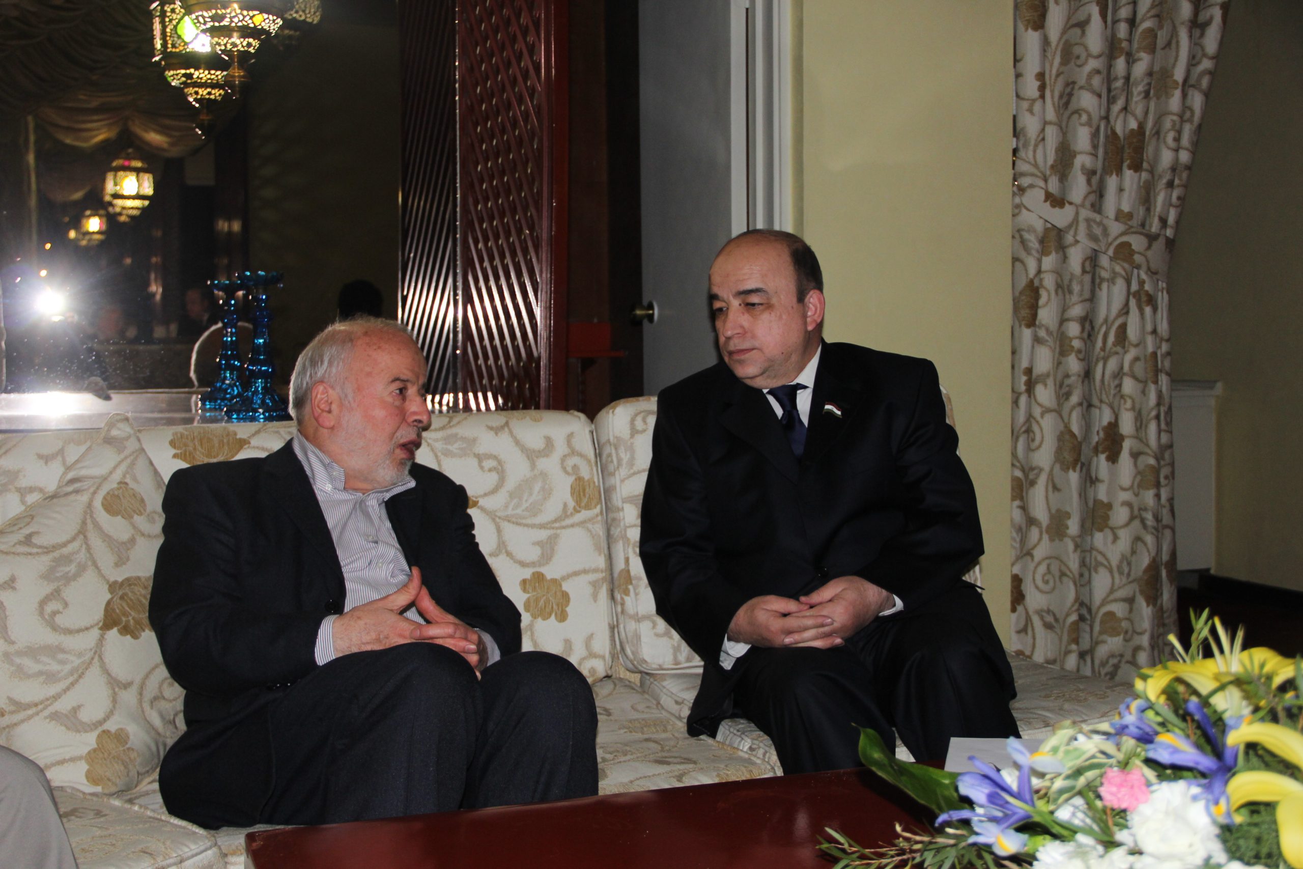 zuhurovigensekparlamentskoyassambleiazii_0