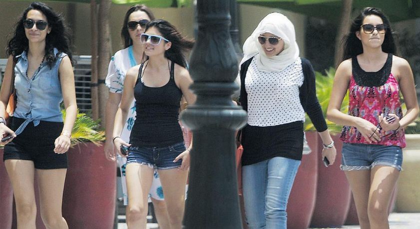 Kak-odevatsya-v-Turcii-jenschinam