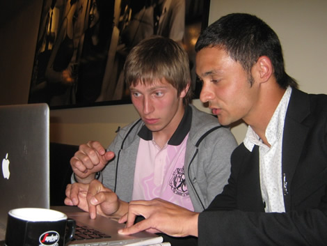 Sleva_Aleksandr_Kudryashov__i_Oleg_Ezhurov