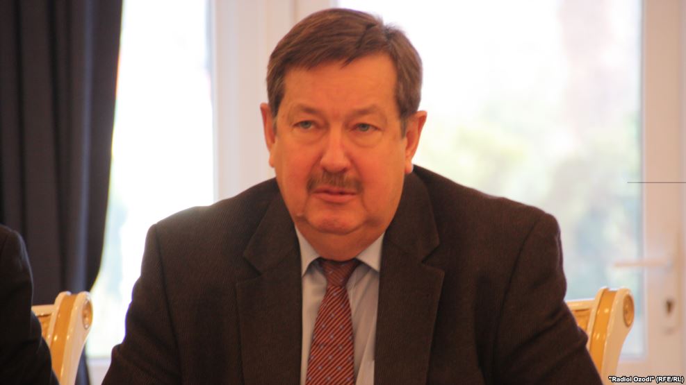 133C888F-FF47-4536-A7A0-EB497FD0B2B1_w987_r1_s