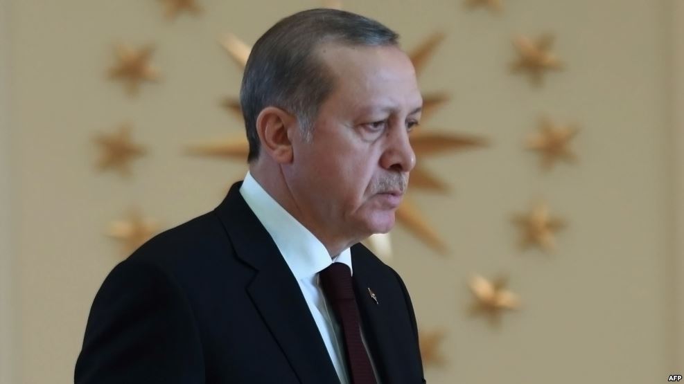 5C5C2BEC-1D39-4C3D-A060-18D23CA87C67_cx0_cy16_cw0_w987_r1_s_r1