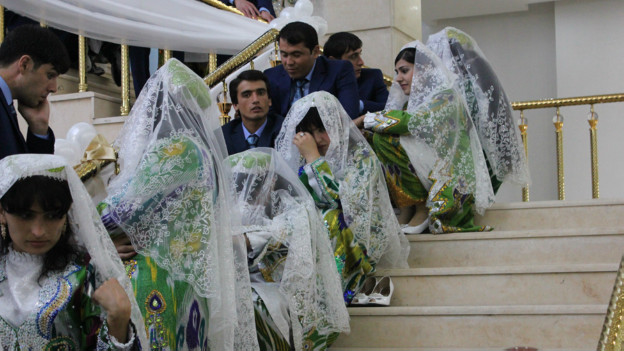 120627121317_wedding4_624x351_bbc_nocredit