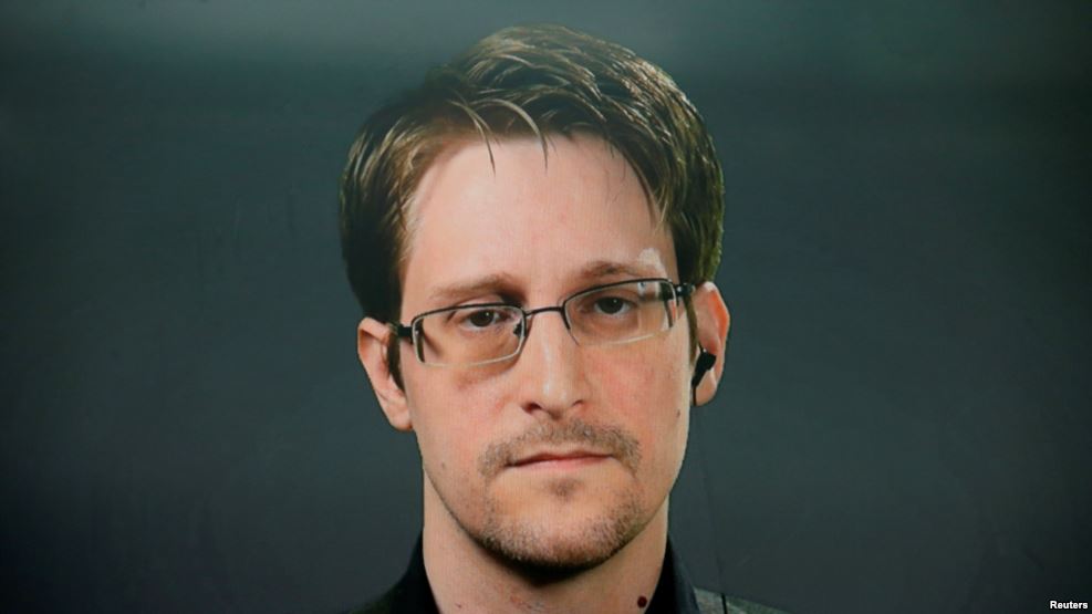 923E621E-15C0-4576-8C3E-C419DB12D3C0_w987_r1_s