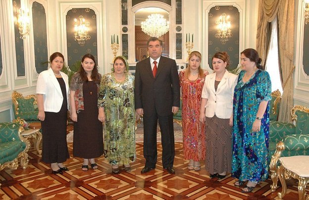 2bfb9e3b1e1f06d49739b64c8dc52d94