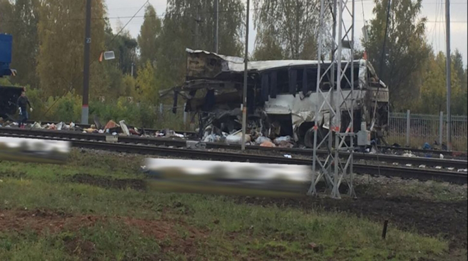 010-pic4_zoom-1500x1500-72372