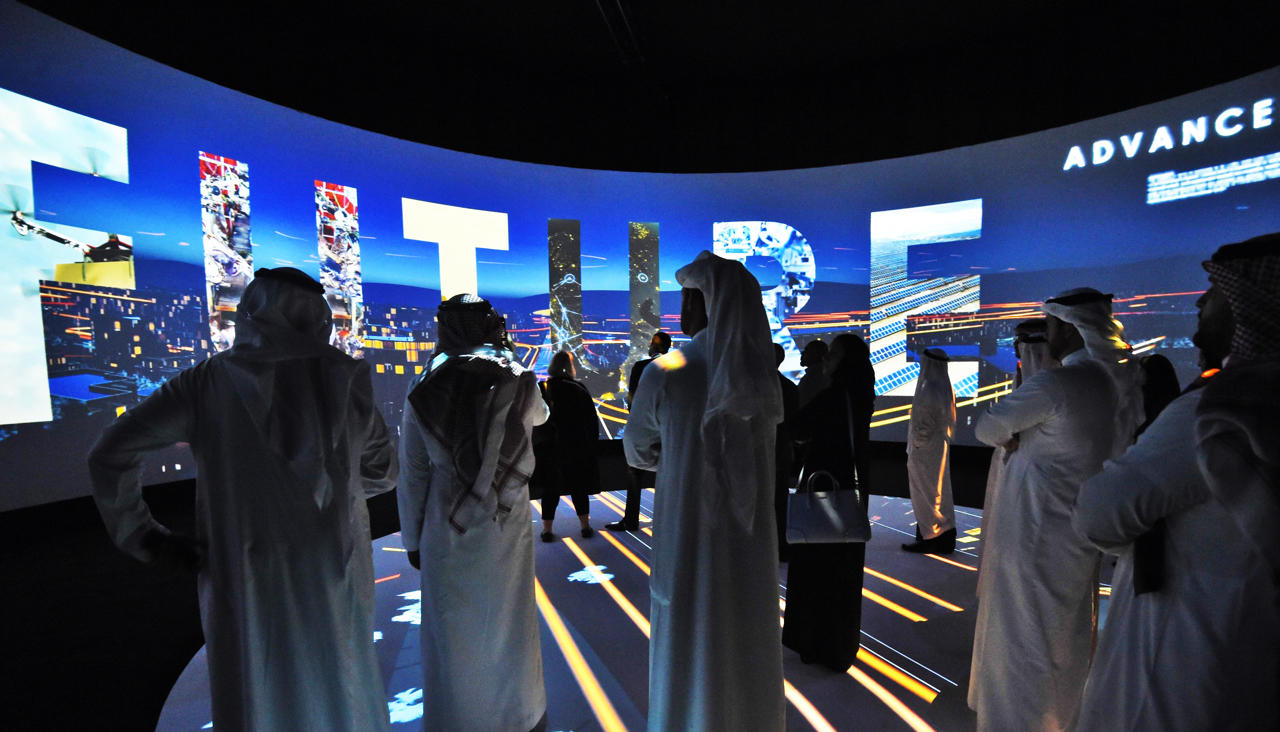 bRuHGjjihXon3XmrMIC60w