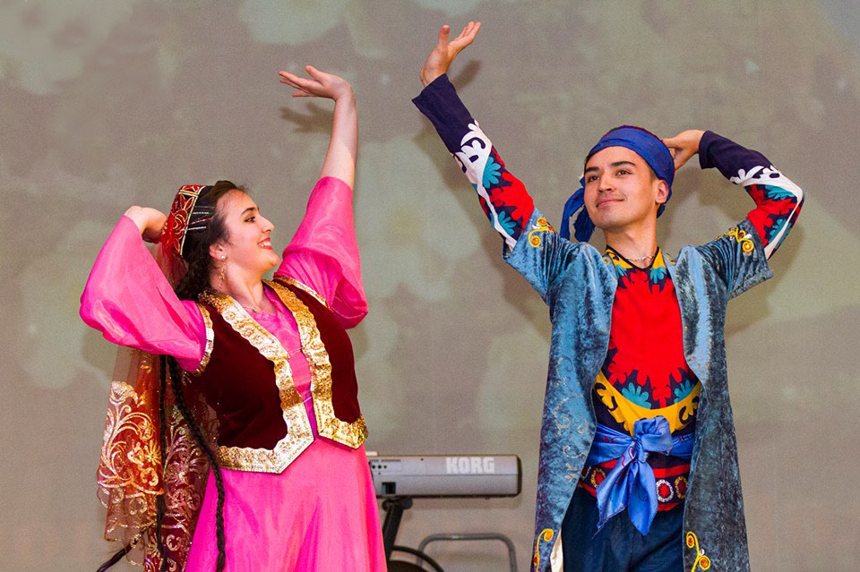 tadzhiki_i_tadzhichki