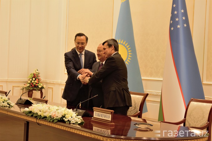 UDLrKy15102901218240_b