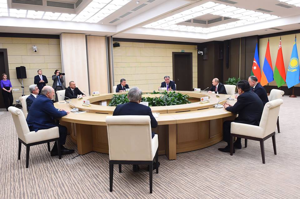 26055817_1726653410738171_7859580236743260914_n