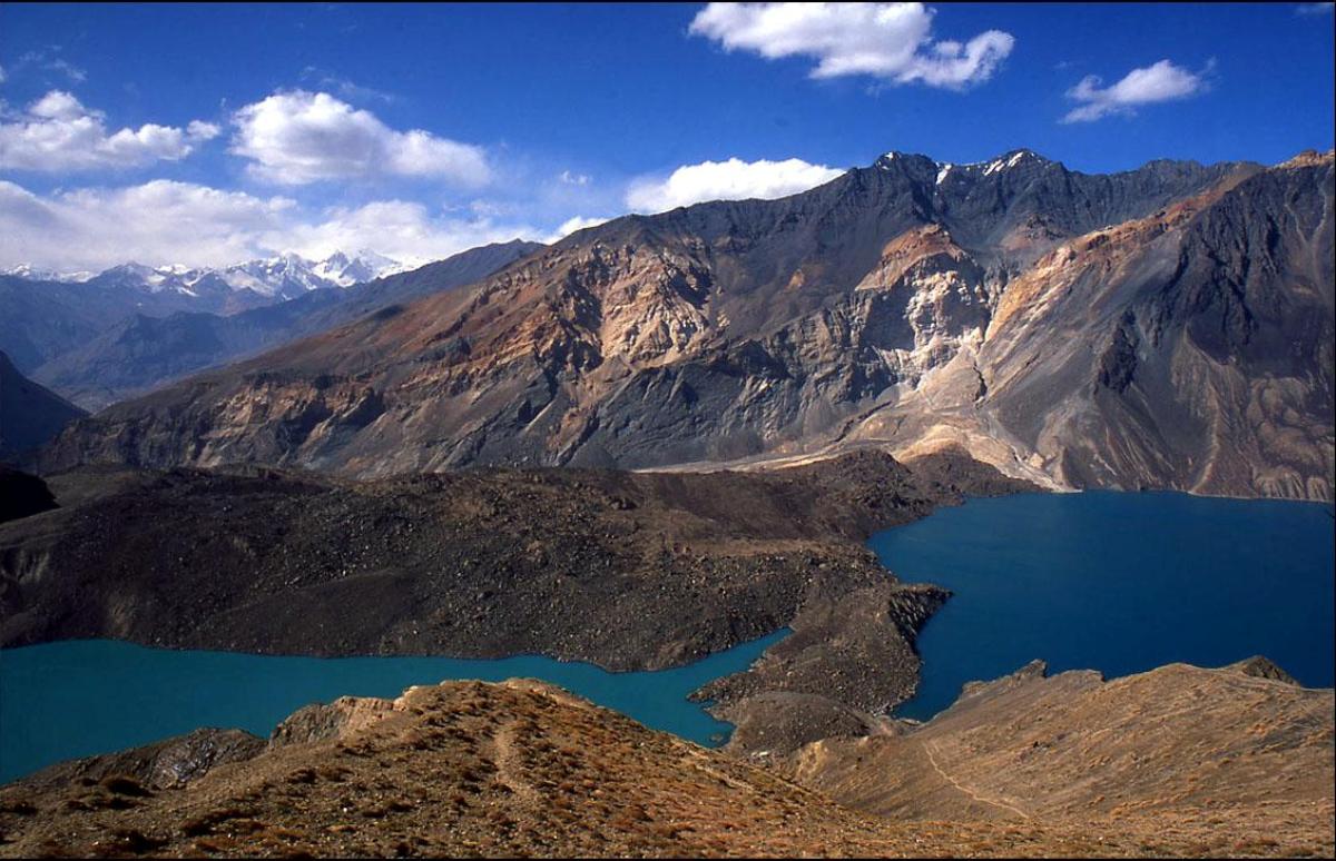 1354546970_1268748447_006