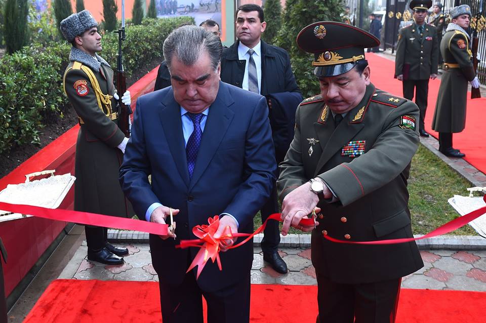 28167891_1804082159661962_3462510129372384273_n