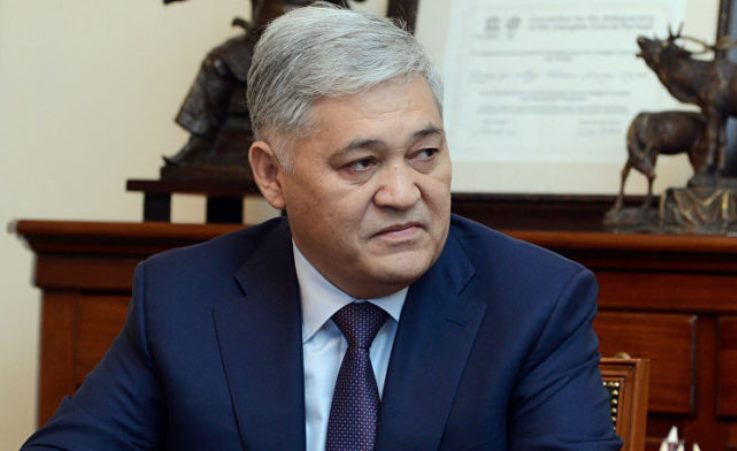 Dujshenbek-CHotkoraev-696x392