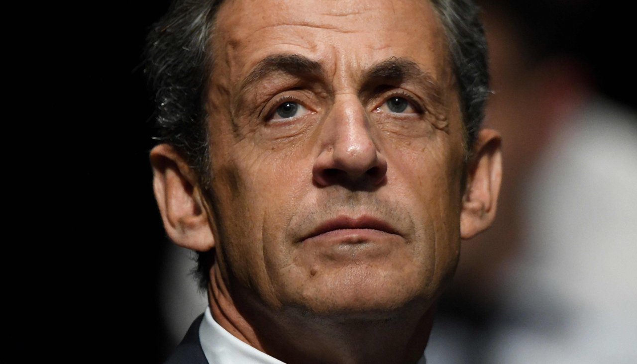 D9AHV5L4q48reztt8jILGg