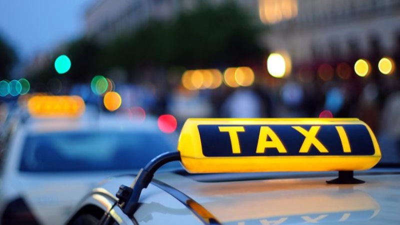 taxi700_17943700