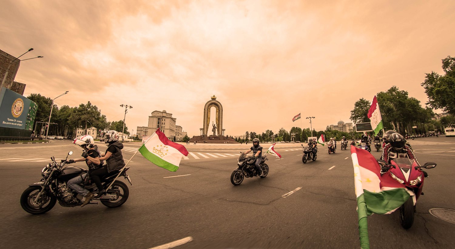 v-dushanbe-proydet-zakrytie-motosezona-2017_1