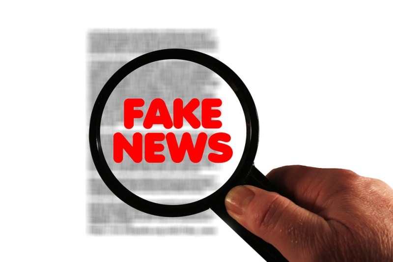 hoax-2097359_960_720_c5srm6