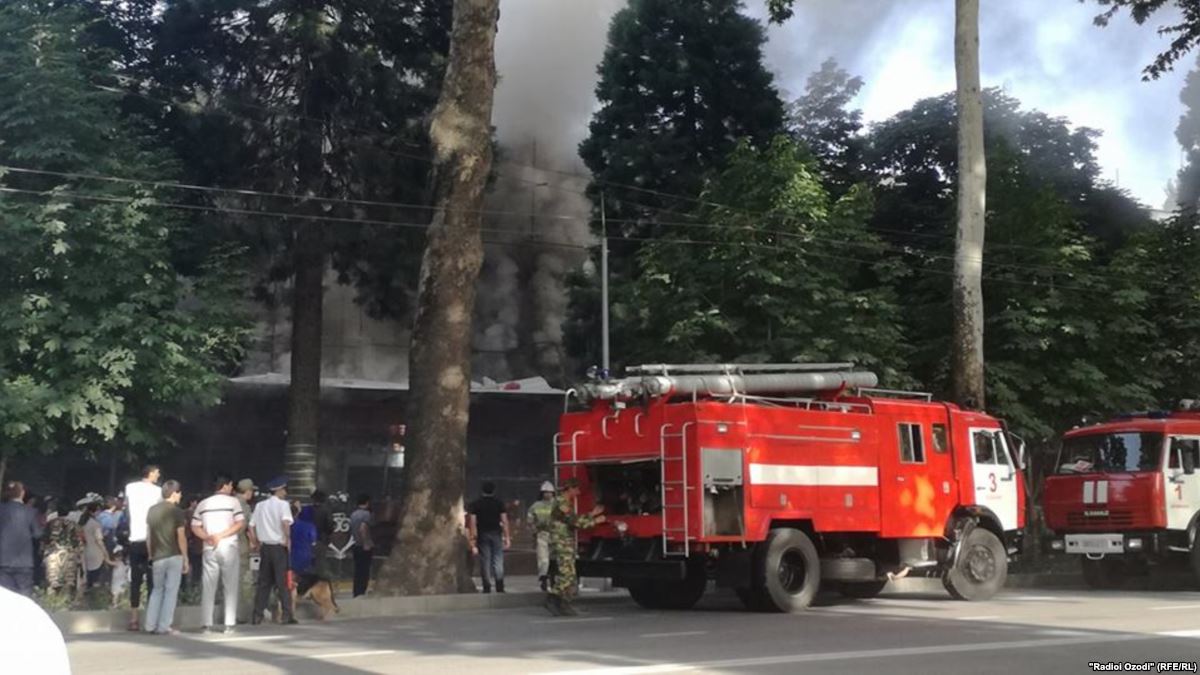 221B1596-07E2-4E10-AD23-6544AA2A892D_w1200_r1_s