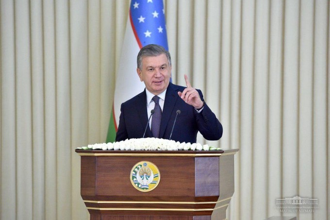 rkHUzQ15320722684380_b