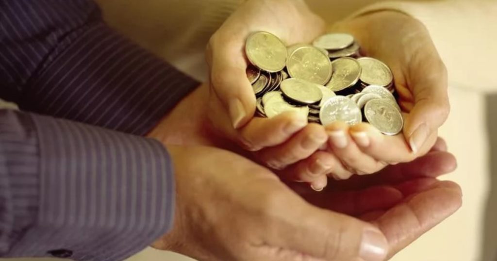 tadzhikistancy-za-god-stali-bolee-schedrymi_1