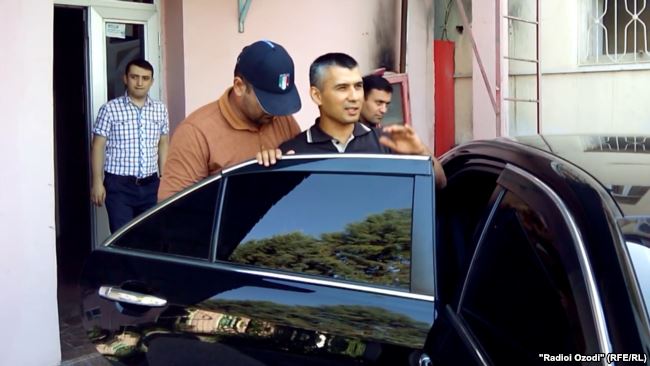 9AB08188-7411-467E-9247-14F78FC01685_w650_r1_s