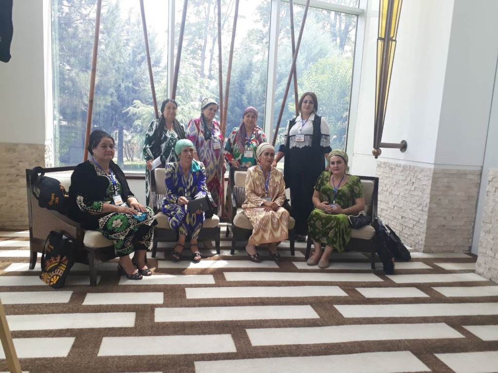 IMG-85471f6aa99bd7bea17440f20d40d325-V