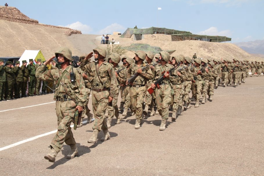 42258270_1869552696471442_2250100814817263616_n