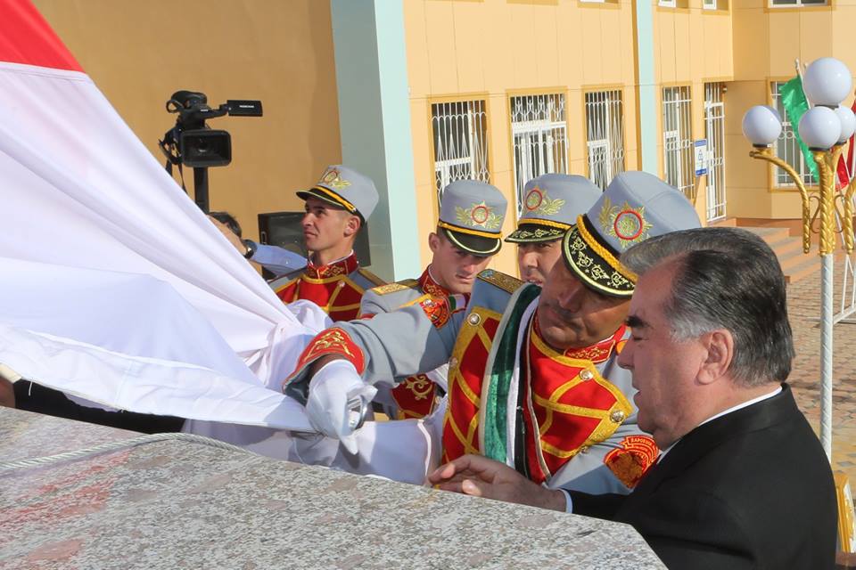 44675152_2216809265055914_1784618753267335168_n