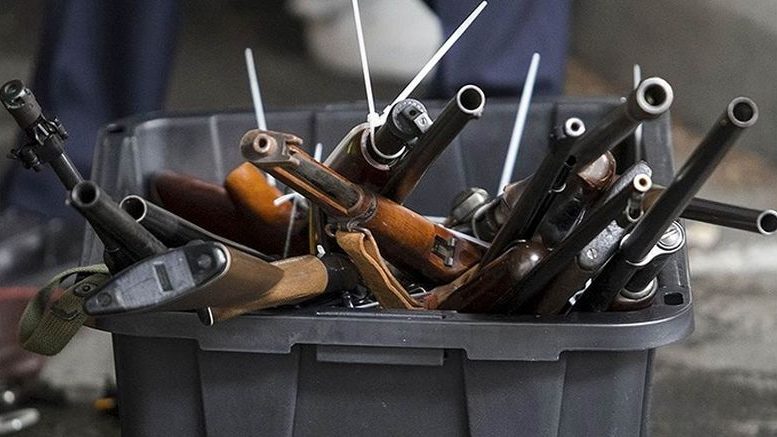 Dobrovolnaya-sdacha-oruzhiya-777x437